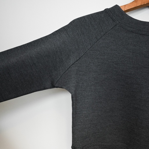 Handmade in USA: Revelle Collection cropped raglan wool and rayon sweatshirt - Picture 8 of 10